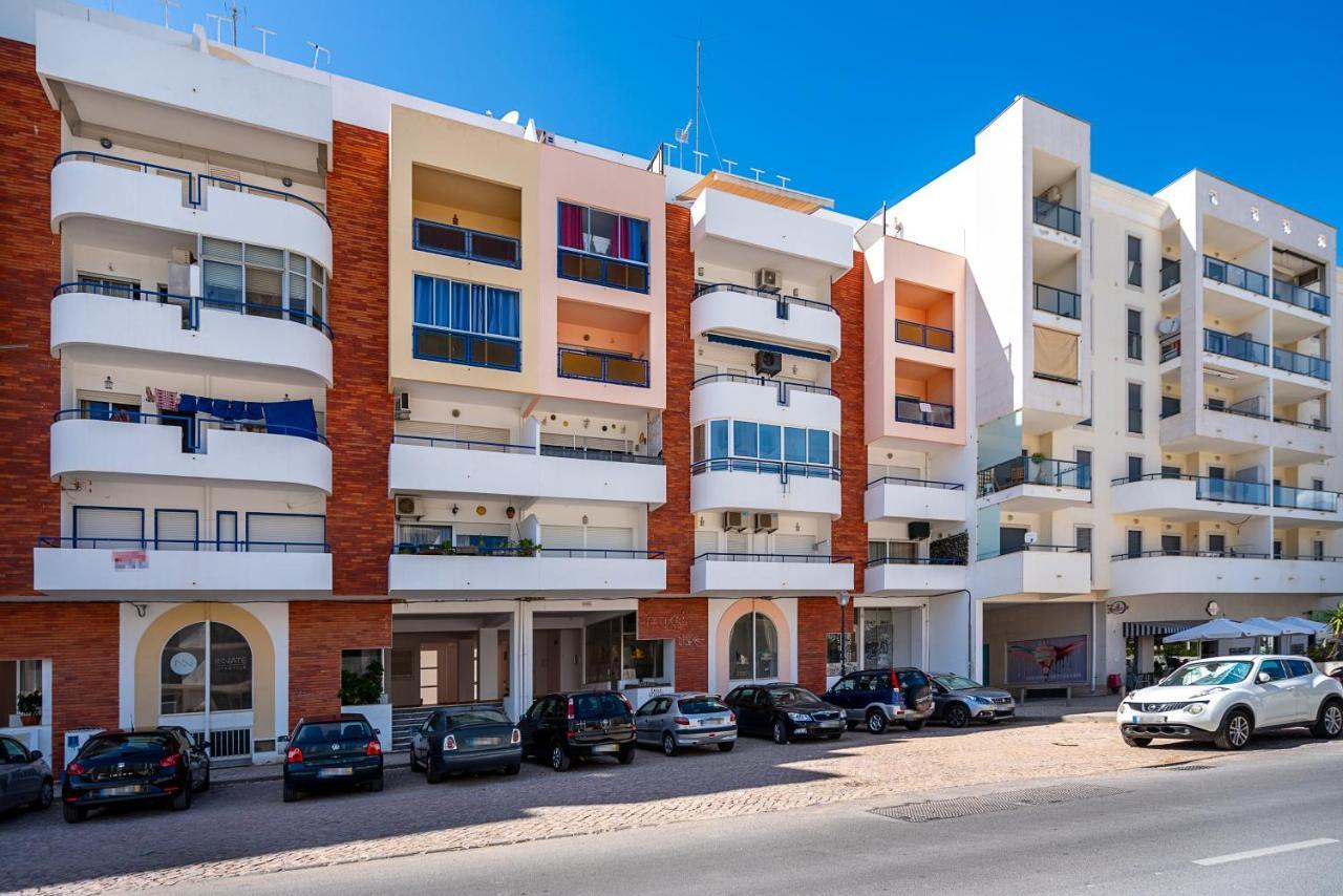 Beachfront Apartment In Armacao Armação de Pêra Exteriör bild